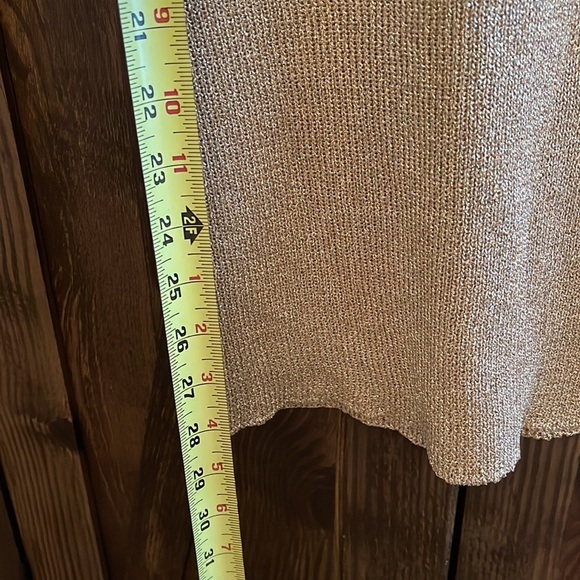 Gold Rampage sweater - Picture 7 of 9